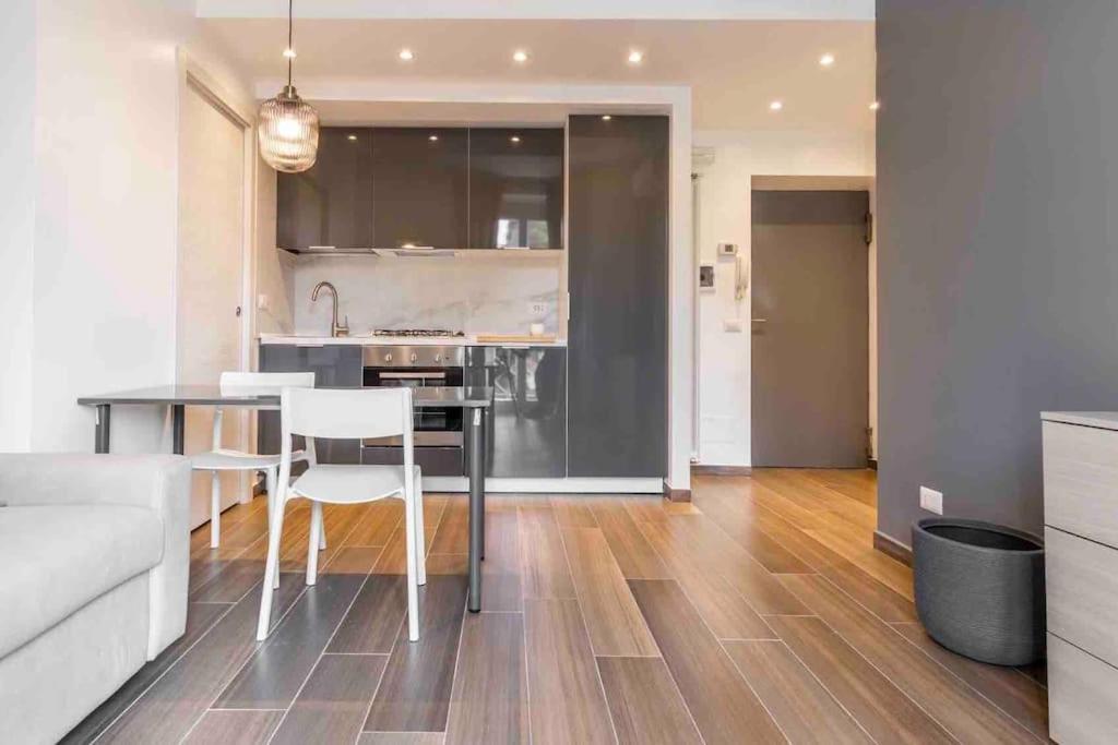 Bellaria House M5 San Siro Milano City Wi-Fi Super Veloce מראה חיצוני תמונה