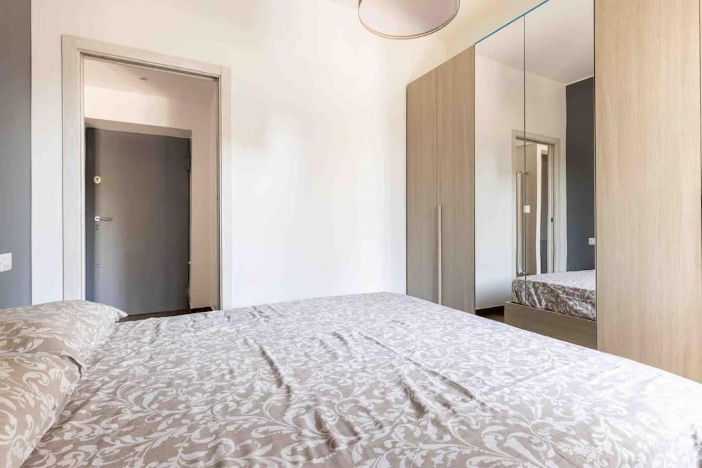 Bellaria House M5 San Siro Milano City Wi-Fi Super Veloce מראה חיצוני תמונה